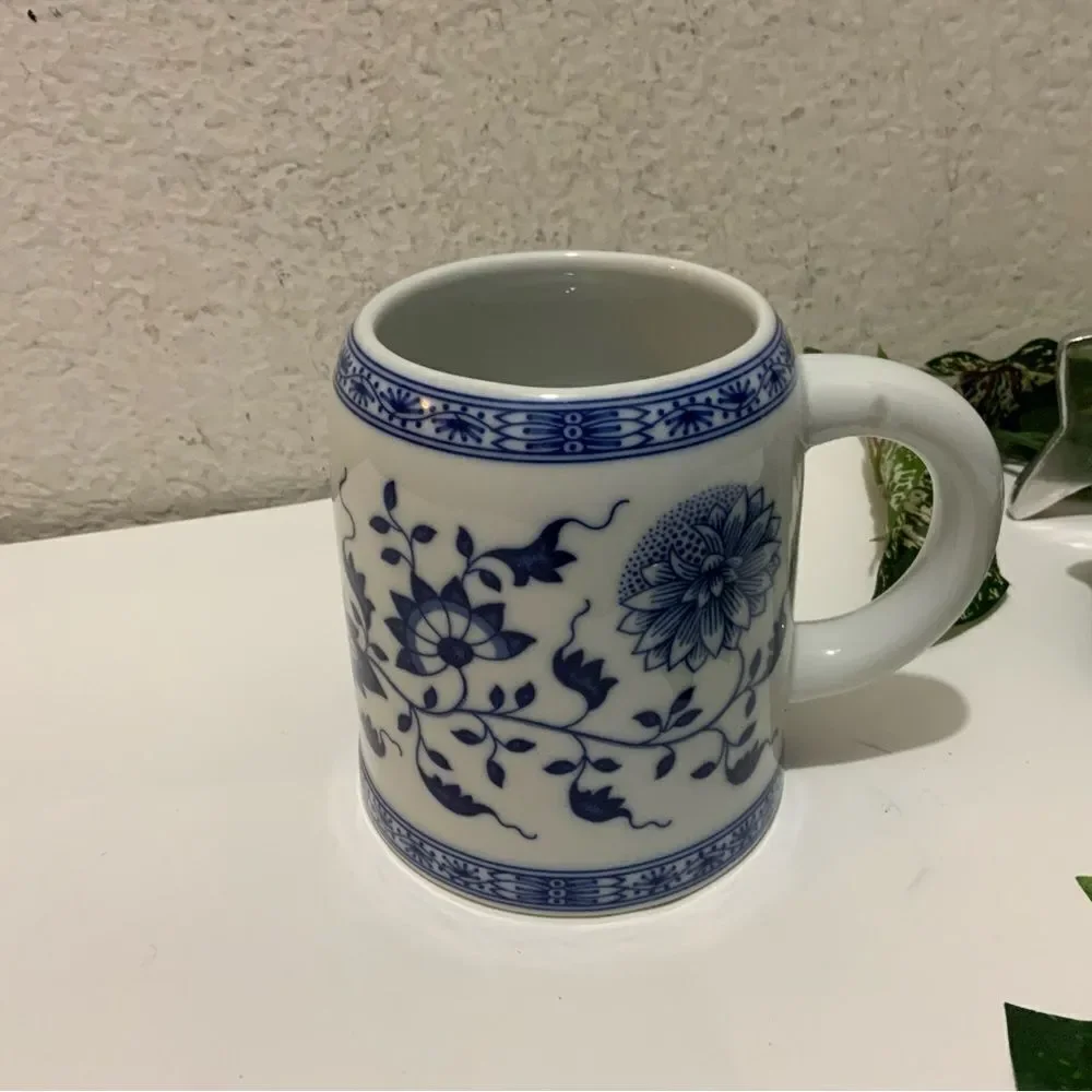 Hutschenreuther Blue Onion Mug Or Beer Stein blue White Excellent G3